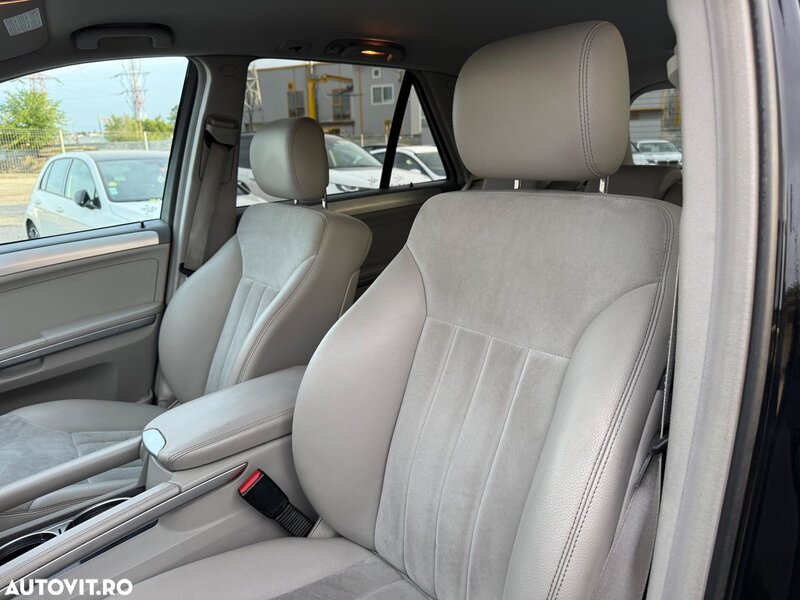 Mercedes-Benz ML 320