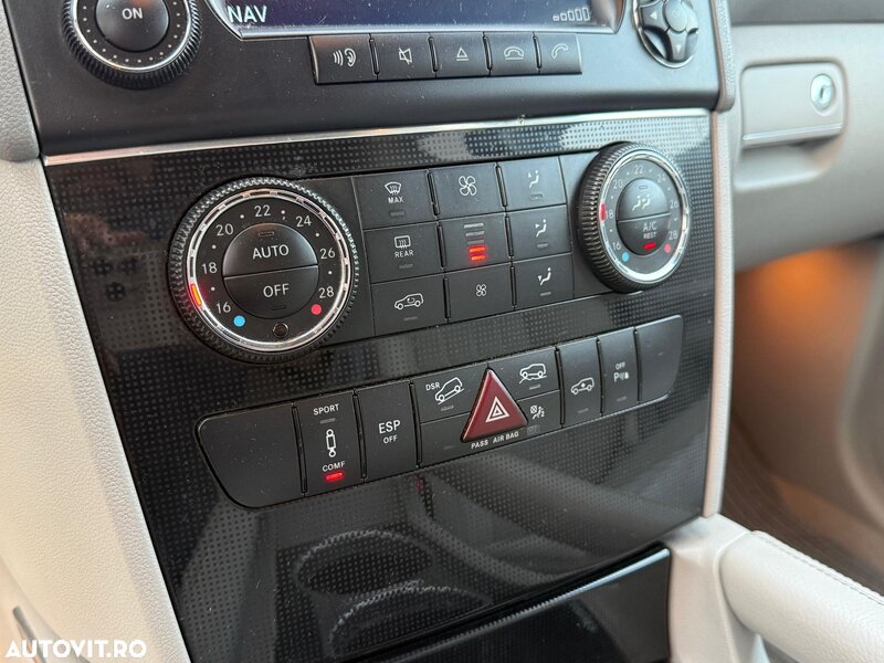 Mercedes-Benz ML 320